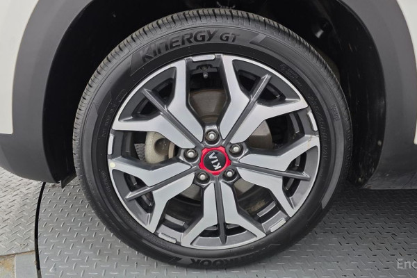 2021 Kia Seltos с пробегом 90 016 км