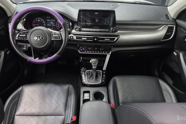 2021 Kia Seltos с пробегом 90 016 км