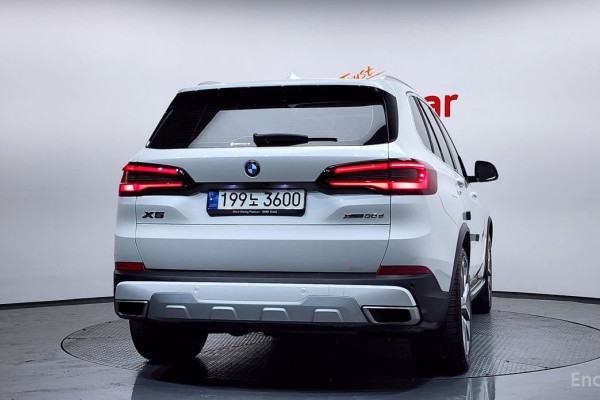 2021 BMW X5 с пробегом 56 449 км
