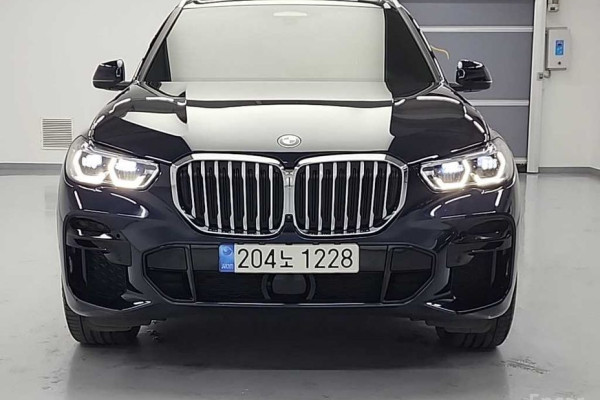 2022 BMW X5 с пробегом 64 358 км
