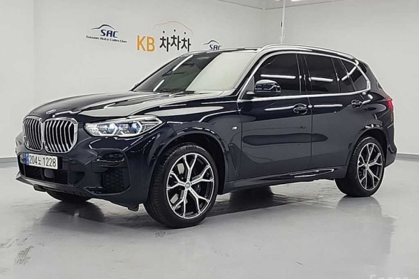 2022 BMW X5 с пробегом 64 358 км