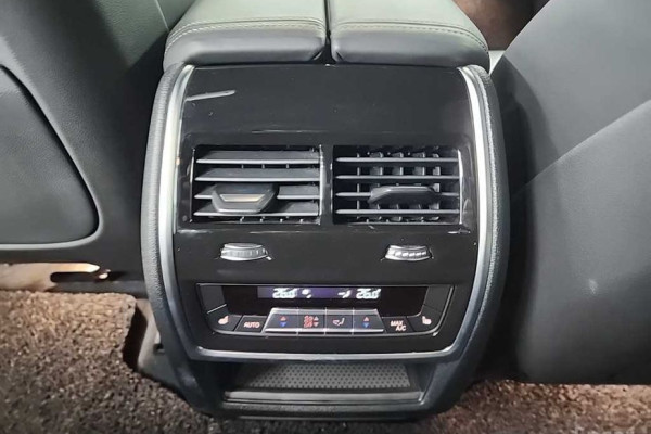 2022 BMW X5 с пробегом 64 358 км