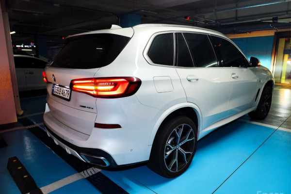 2021 BMW X5 с пробегом 83 000 км