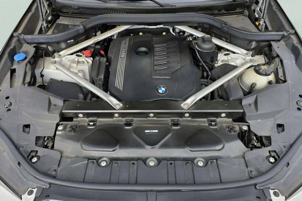 2021 BMW X5 с пробегом 120 637 км