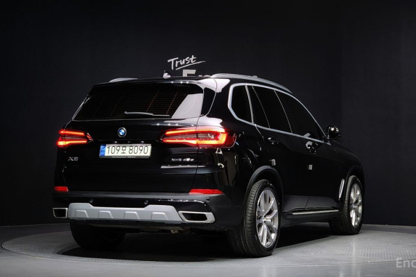 2021 BMW X5 с пробегом 49 118 км