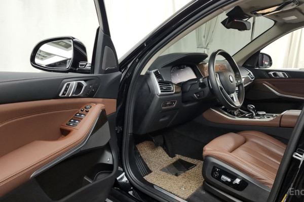 2021 BMW X5 с пробегом 49 118 км