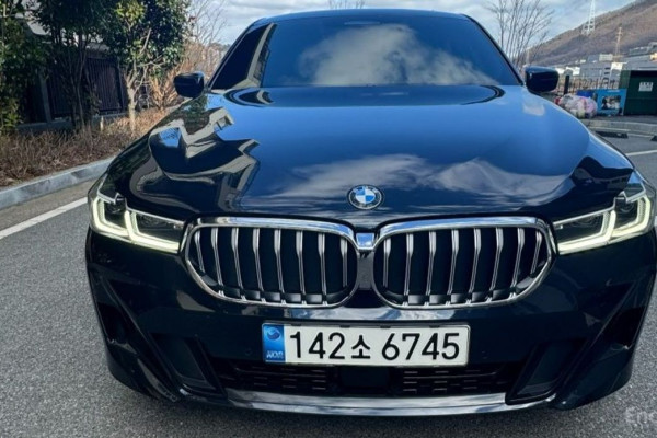 2022 BMW 6 серии с пробегом 93 436 км