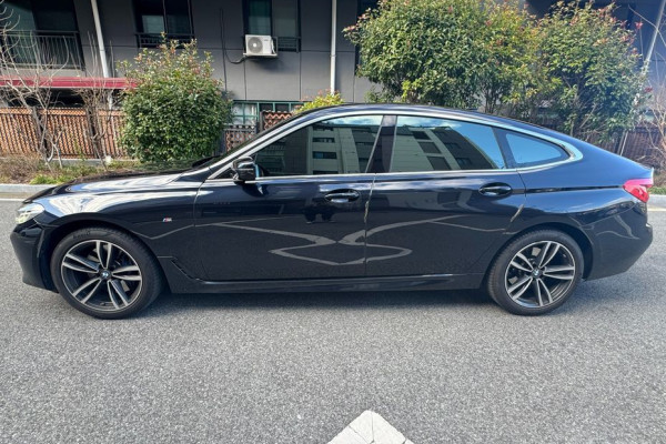 2022 BMW 6 серии с пробегом 93 436 км