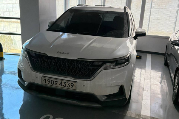 2022 Kia Carnival с пробегом 131 836 км