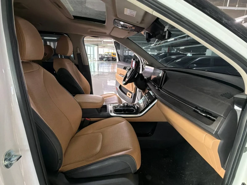 2022 Kia Carnival с пробегом 131 836 км