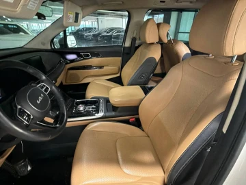 2022 Kia Carnival с пробегом 131 836 км