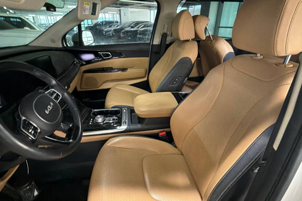 2022 Kia Carnival с пробегом 131 836 км