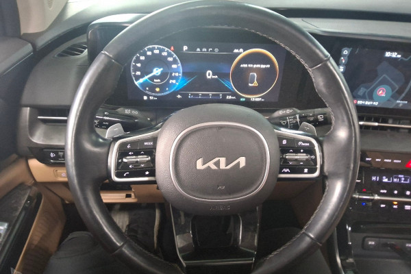 2022 Kia Carnival с пробегом 131 836 км