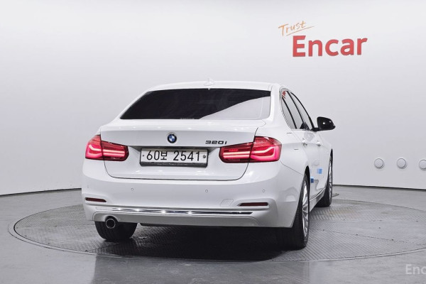 2017 BMW 3 серии с пробегом 91 888 км