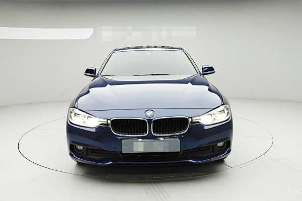 2017 BMW 3 серии с пробегом 93 168 км