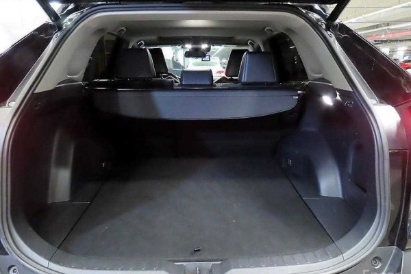 2020 Toyota RAV4 с пробегом 111 044 км