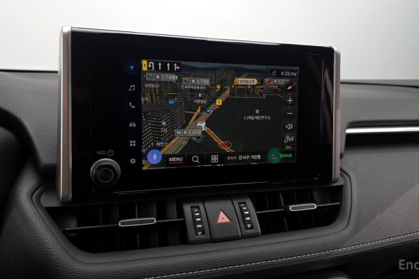 2023 Toyota RAV4 с пробегом 18 183 км