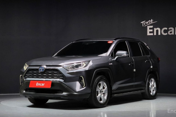 2020 Toyota RAV4 с пробегом 141 027 км