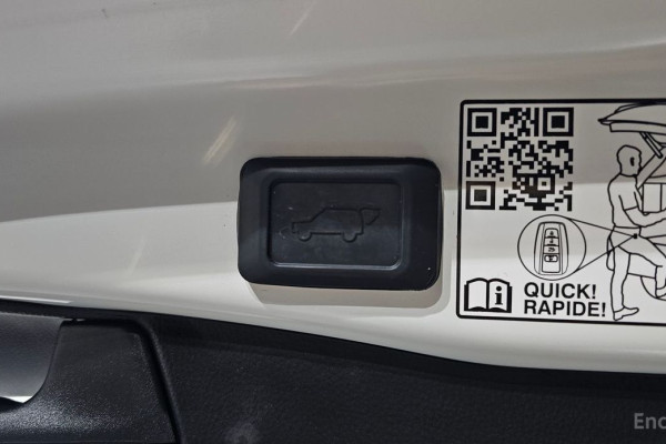 2022 Toyota RAV4 с пробегом 64 729 км