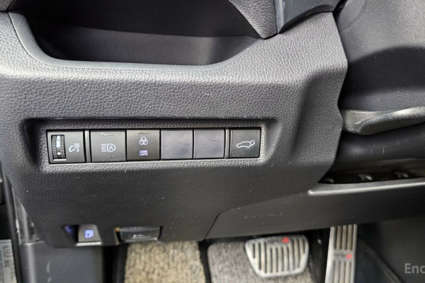 2020 Toyota RAV4 с пробегом 141 027 км