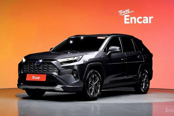 2022 Toyota RAV4 с пробегом 39 953 км