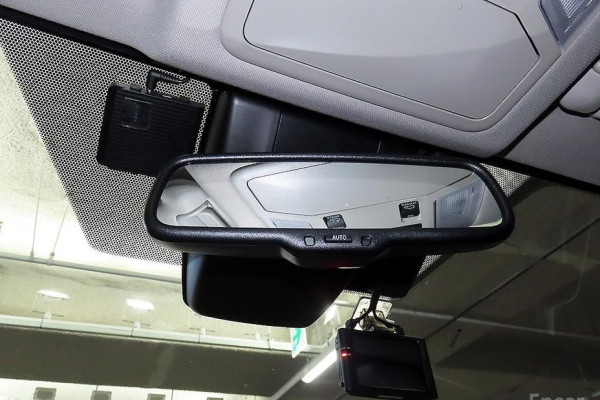 2020 Toyota RAV4 с пробегом 74 416 км