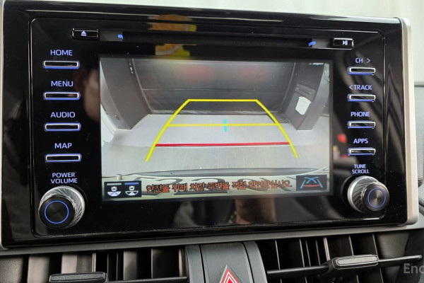 2021 Toyota RAV4 с пробегом 104 364 км