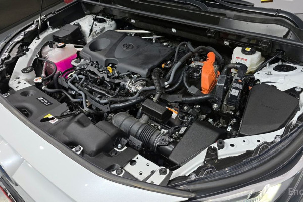 2023 Toyota RAV4 с пробегом 47 178 км