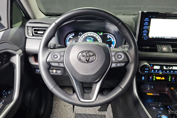 2022 Toyota RAV4 с пробегом 39 953 км