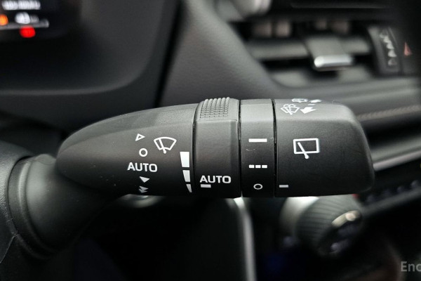 2023 Toyota RAV4 с пробегом 47 178 км