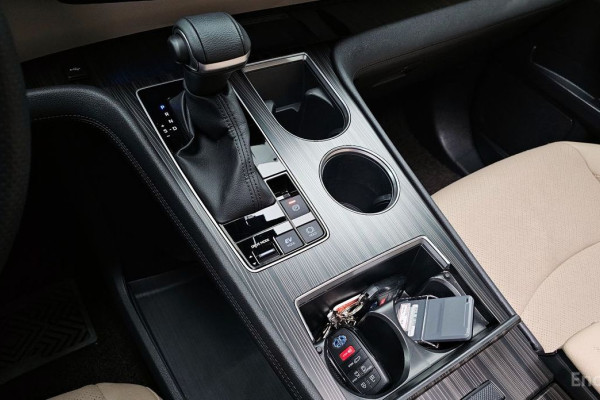 2023 Toyota Sienna с пробегом 24 968 км