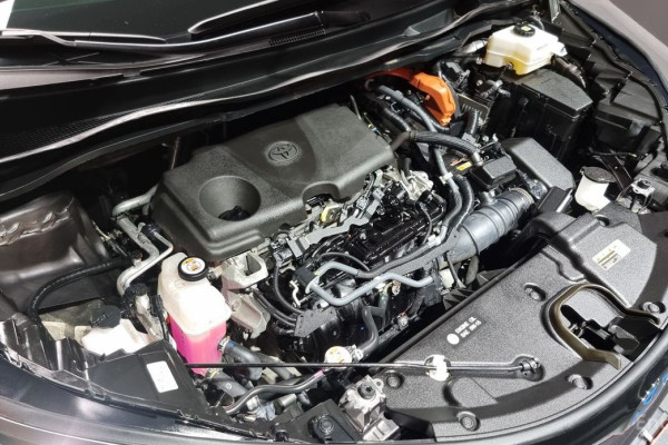 2022 Toyota Sienna с пробегом 72 899 км