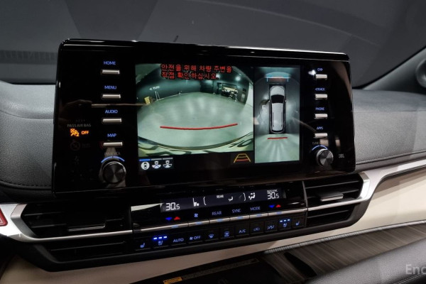 2022 Toyota Sienna с пробегом 72 899 км