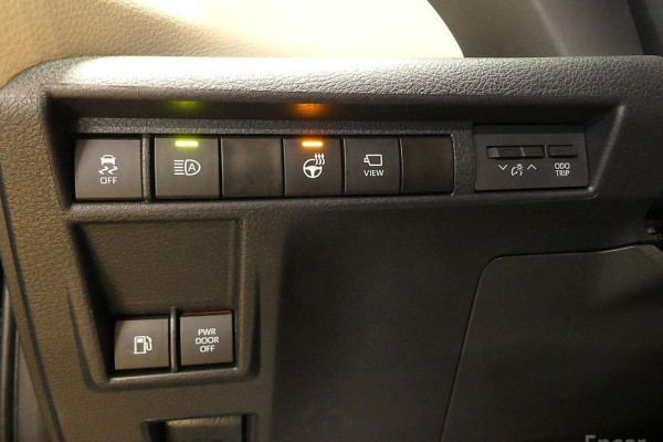 2023 Toyota Sienna с пробегом 30 331 км