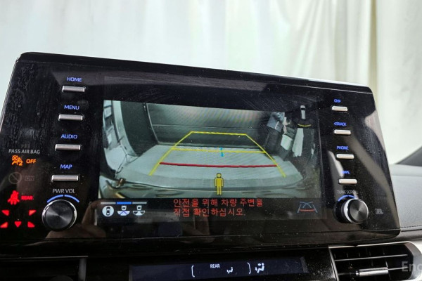 2021 Toyota Sienna с пробегом 85 720 км