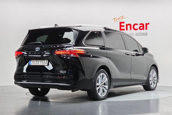 2021 Toyota Sienna с пробегом 54 792 км