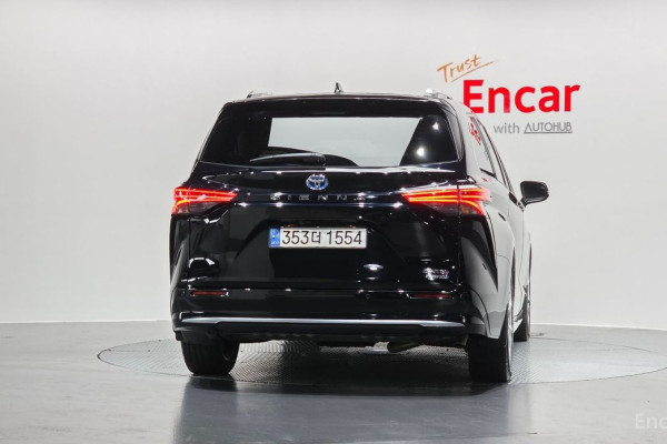 2021 Toyota Sienna с пробегом 54 792 км