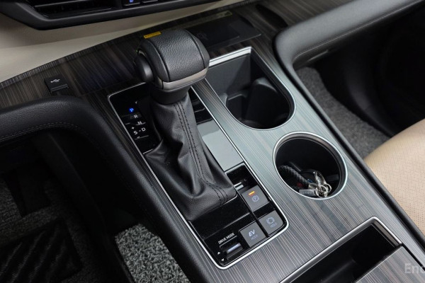 2023 Toyota Sienna с пробегом 55 842 км