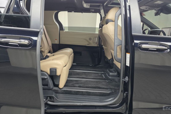 2021 Toyota Sienna с пробегом 54 792 км