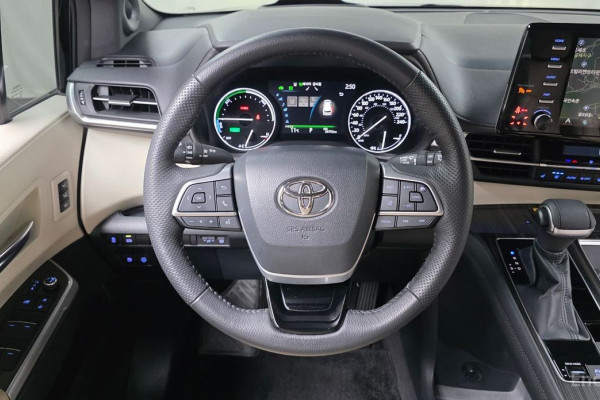 2021 Toyota Sienna с пробегом 54 792 км