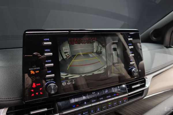 2023 Toyota Sienna с пробегом 55 842 км