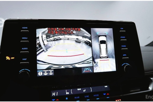 2022 Toyota Sienna с пробегом 18 066 км