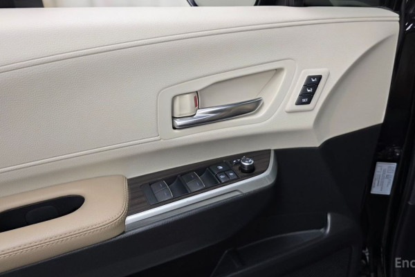 2021 Toyota Sienna с пробегом 54 792 км