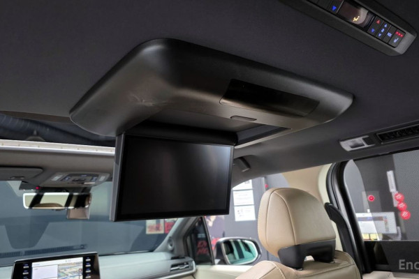 2021 Toyota Sienna с пробегом 49 116 км