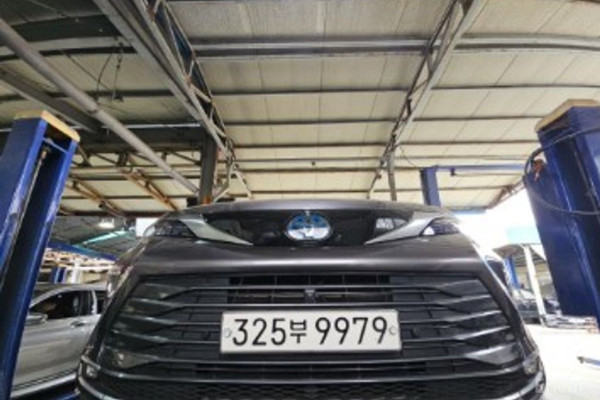 2021 Toyota Sienna с пробегом 77 563 км