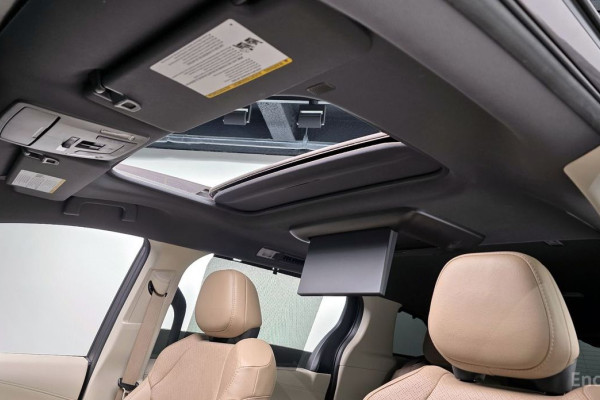 2021 Toyota Sienna с пробегом 49 116 км