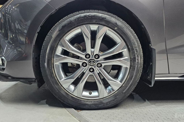 2022 Toyota Sienna с пробегом 83 568 км