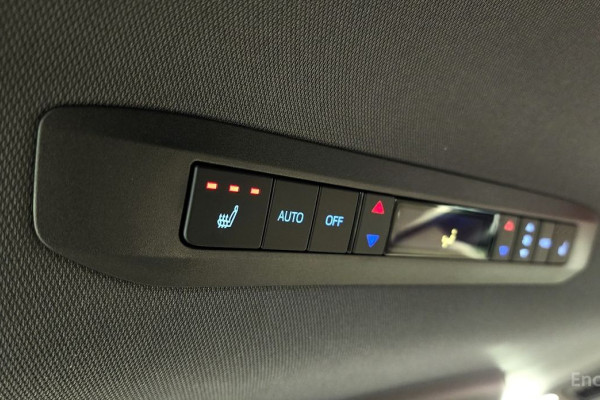 2023 Toyota Sienna с пробегом 23 958 км