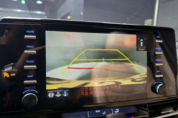 2022 Toyota Sienna с пробегом 83 568 км