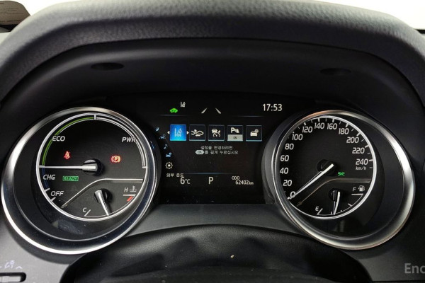 2022 Toyota Camry с пробегом 62 402 км